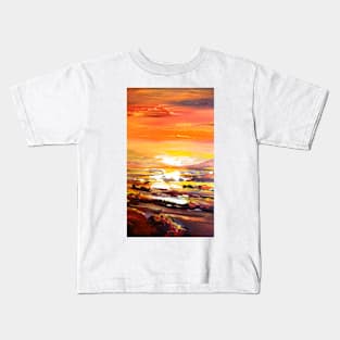 Sunset waves Kids T-Shirt